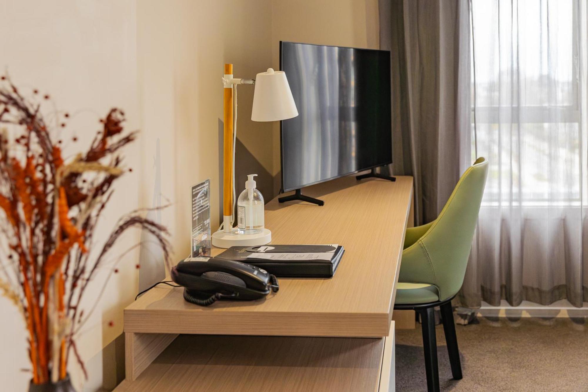 Quest Cathedral Junction Serviced Apartments Christchurch Exterior foto