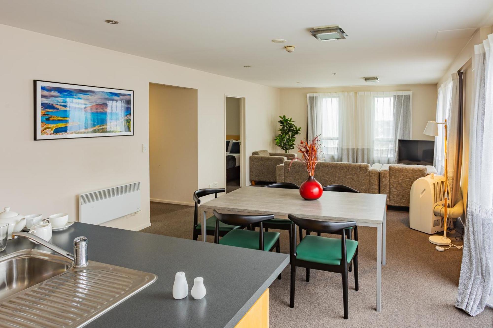 Quest Cathedral Junction Serviced Apartments Christchurch Exterior foto